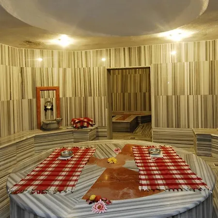 Отель Sultan Of 5*